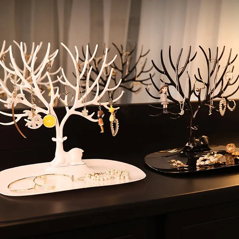 arbre-a-bijoux-cerf